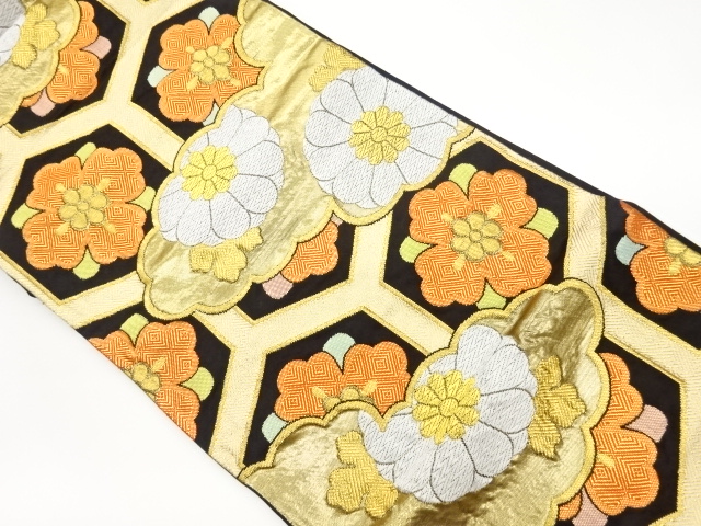 リサイクル　亀甲・花菱に雲・模様織出し袋帯